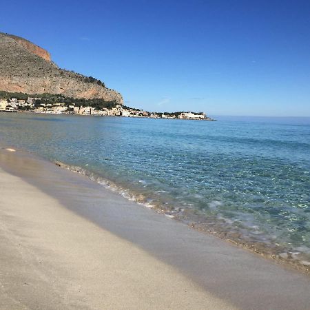 شقة Cielo E Mare Mondello باليرمو المظهر الخارجي الصورة